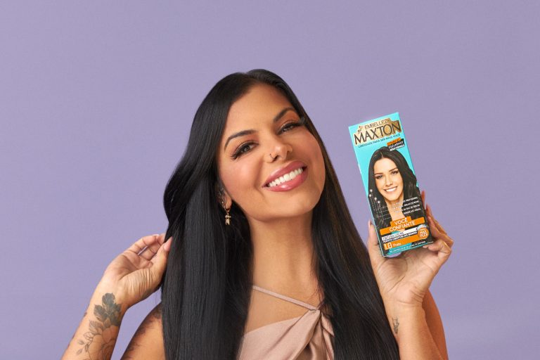 Pintar o cabelo de preto