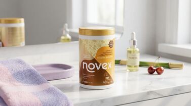 Creme de tratamento Novex em mesa de banho